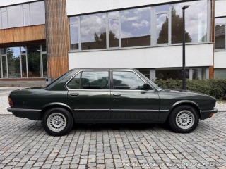 BMW 5 E28 525e manuál 1984