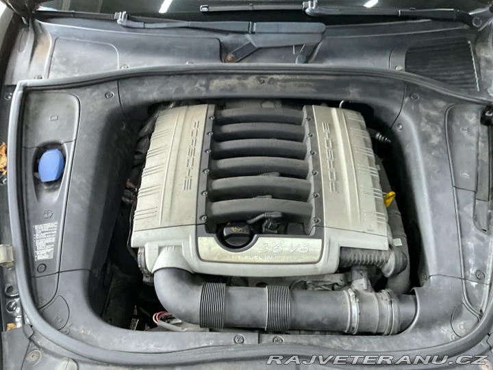 Porsche Ostatní modely CAYENNE 3.6i-V6 4x4,OLIVE 2008