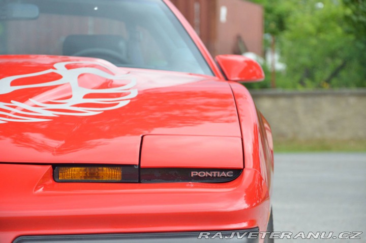 Pontiac Firebird  1989