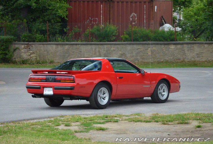 Pontiac Firebird  1989