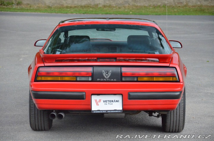 Pontiac Firebird  1989