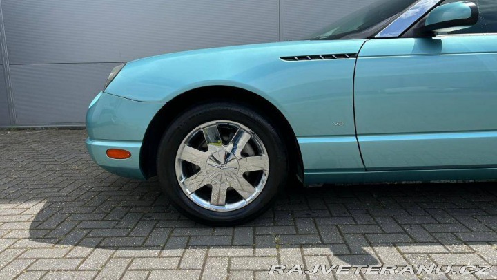Ford Thunderbird 4.0 V8 2002