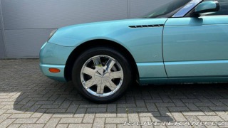 Ford Thunderbird 4.0 V8 2002