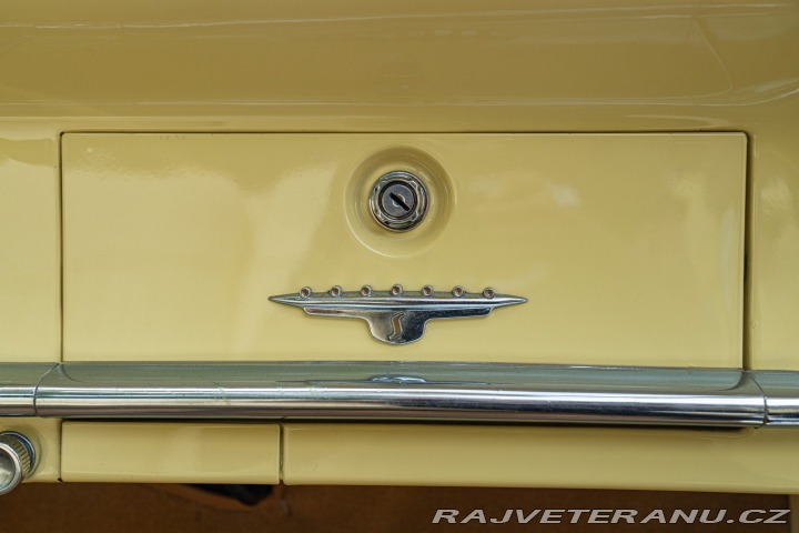 Studebaker Ostatní modely CHAMPION REGAL DELUXE CABRIOLET 1950