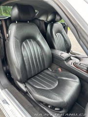 Jaguar XK8  2001