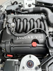 Jaguar XK8  2001