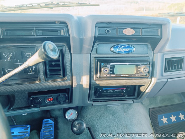 Ford F F-150 4x4 1986