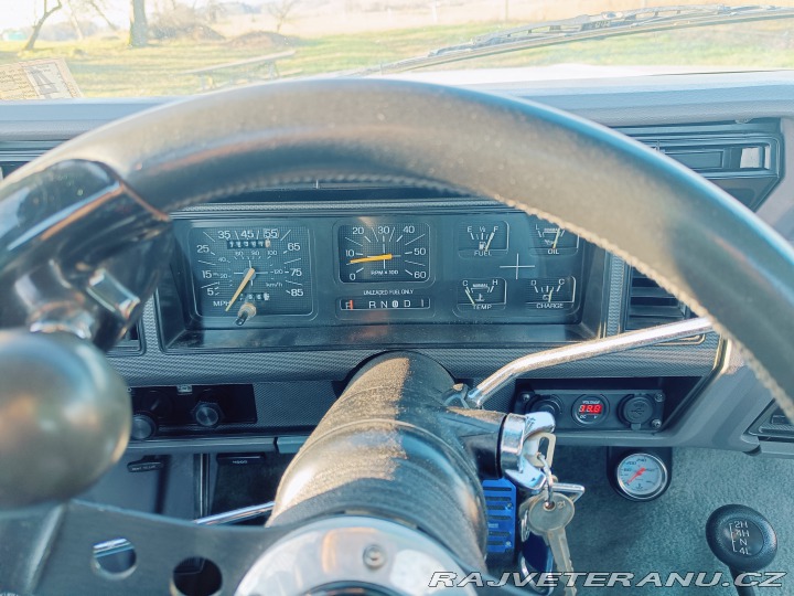 Ford F F-150 4x4 1986