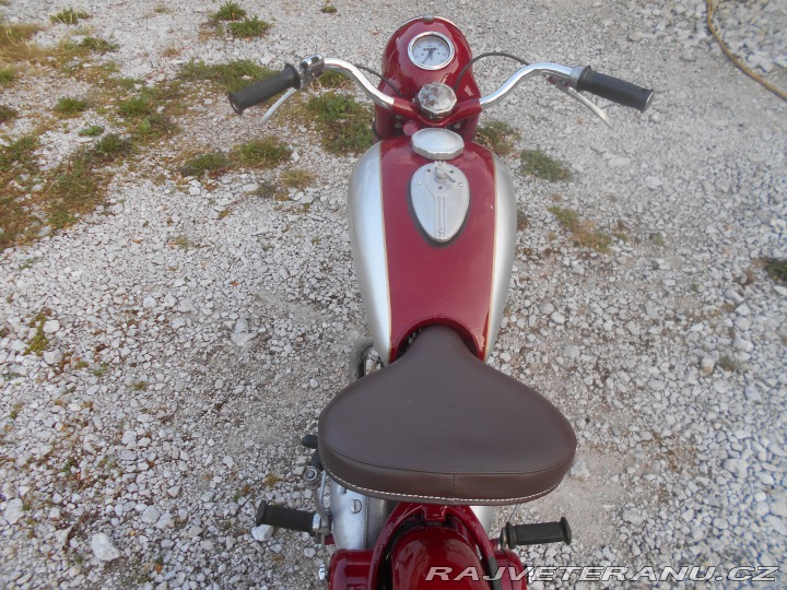 Jawa 250 pérák FJ s TP 1947
