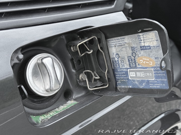 Mercedes-Benz 190 190E 2.5-16v 1988