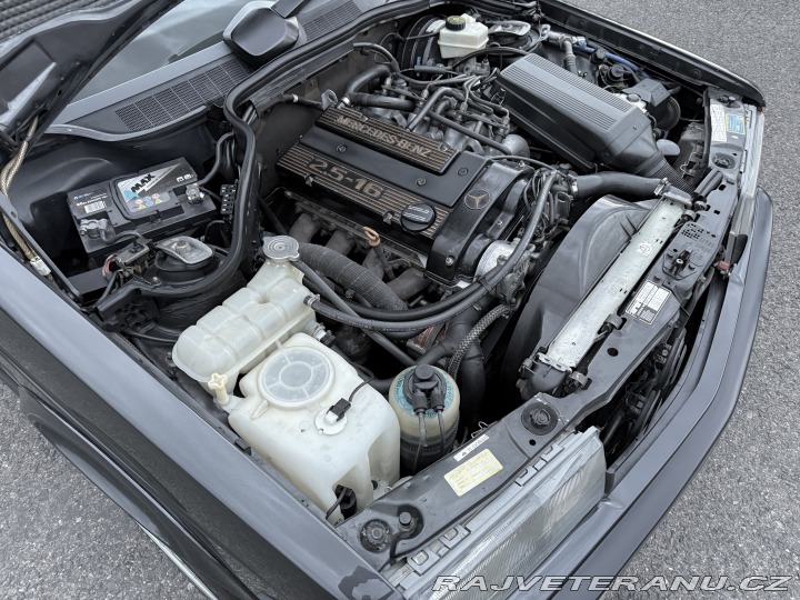 Mercedes-Benz 190 190E 2.5-16v 1988