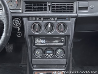 Mercedes-Benz 190 190E 2.5-16v 1988