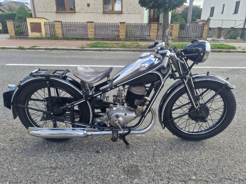 ČZ 250 Sport