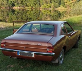 Ford Cortina dvoudvéř 1974