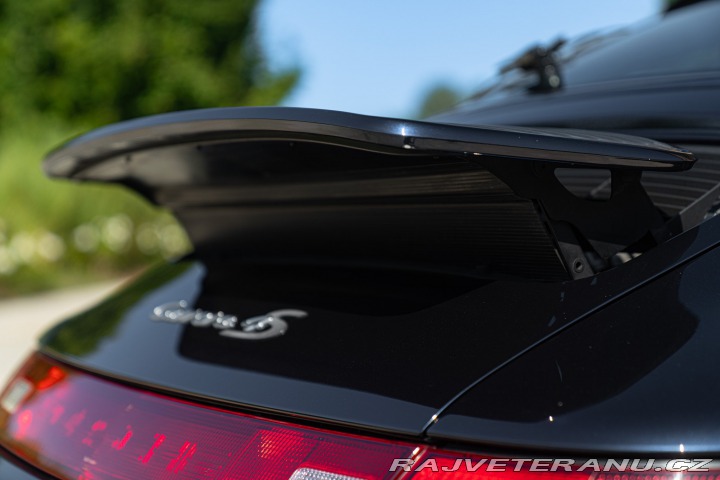 Porsche 911 993 (911) CARRERA 4S 1996