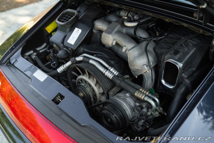 Porsche 911 993 (911) CARRERA 4S 1996