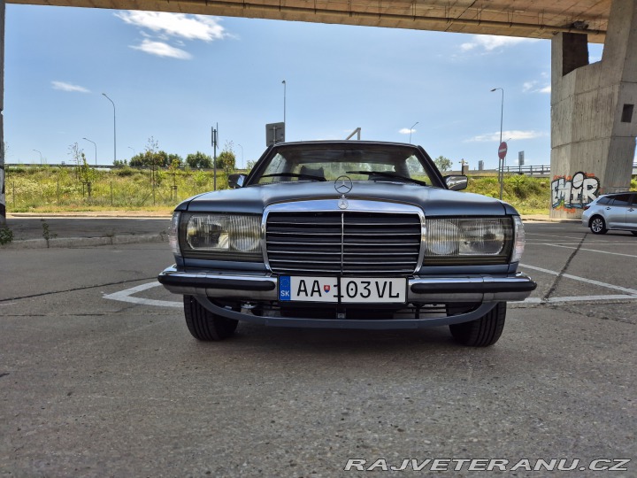 Mercedes-Benz 280 CE w123 1980