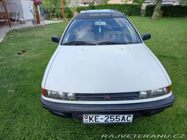 Mitsubishi Colt  1989