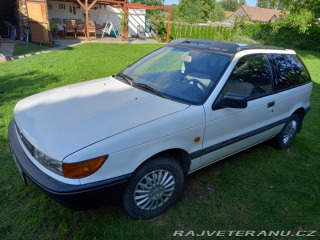 Mitsubishi Colt  1989