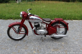 Jawa 250 Pérák