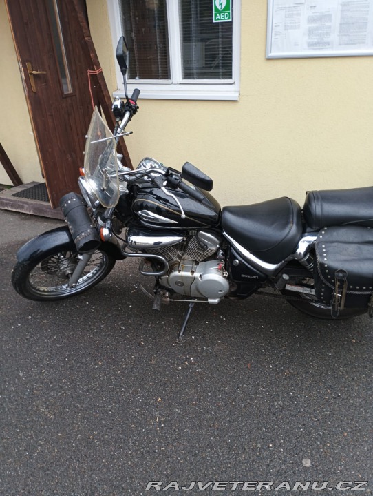 Suzuki Ostatní modely Intrtuder 1999