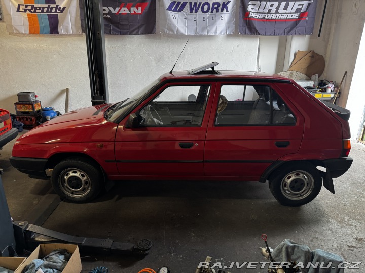 Škoda Favorit Karburátor 1993 1993