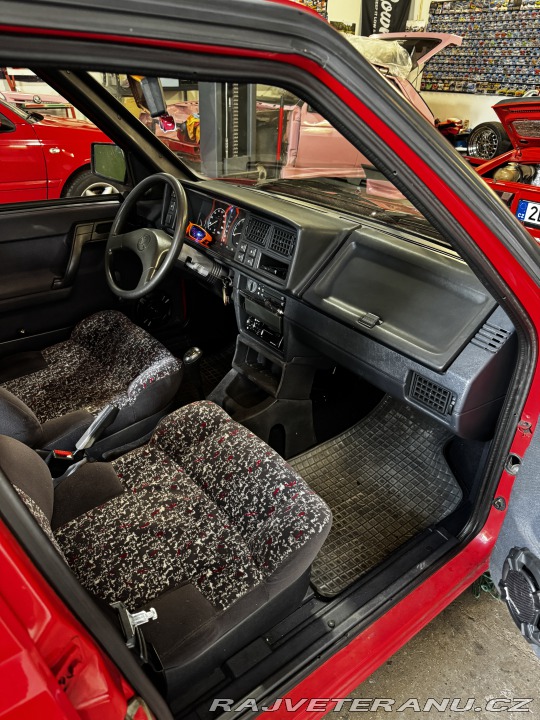 Škoda Favorit Karburátor 1993 1993