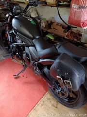 Kawasaki  S650