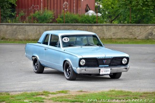 Plymouth  Valiant
