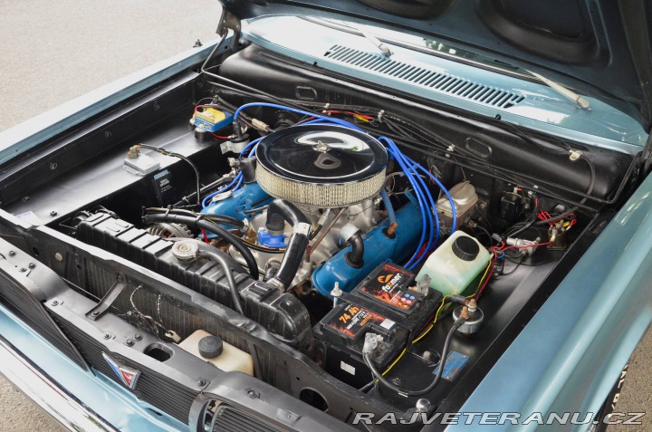 Plymouth Ostatní modely Valiant 1965