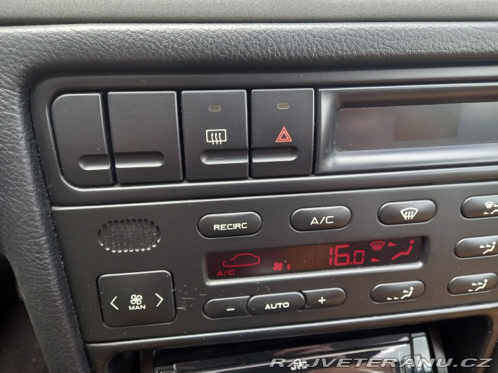 Peugeot 406 V6 kupé 1999