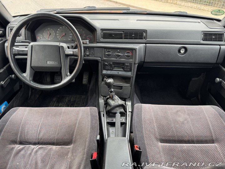 Volvo 940 945 2.0i kombi 1992