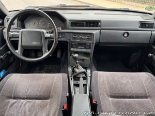 Volvo 940 945 2.0i kombi 1992