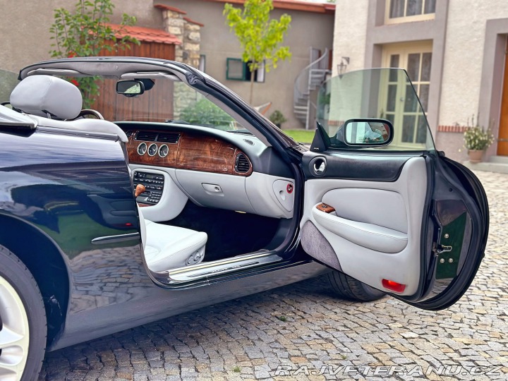 Jaguar XK8 4.2 V8 | 65 971 mil 2003