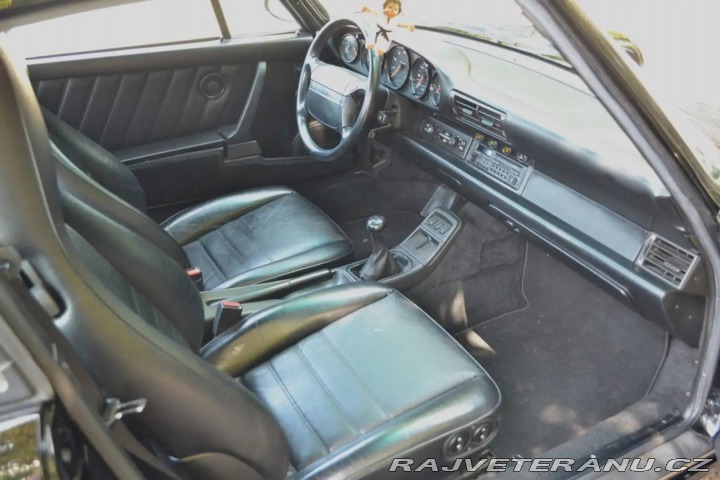 Porsche 911 964 Carrera 2 1993