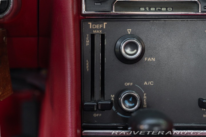 Mercedes-Benz 450 SL 450 1977