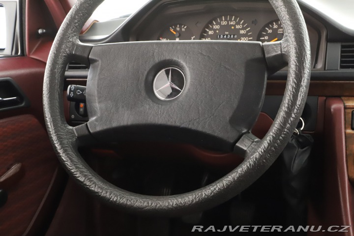 Mercedes-Benz 300 W124 300 E 1990