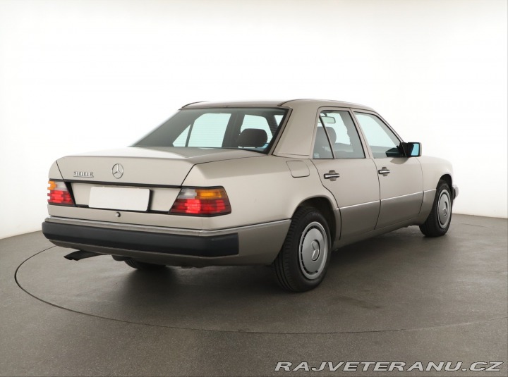 Mercedes-Benz 300 W124 300 E 1990