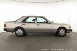Mercedes-Benz 300 W124 300 E 1990