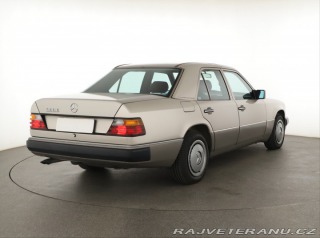 Mercedes-Benz 300 W124 300 E 1990