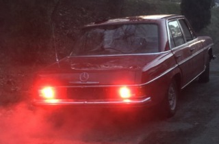 Mercedes-Benz 220 W115