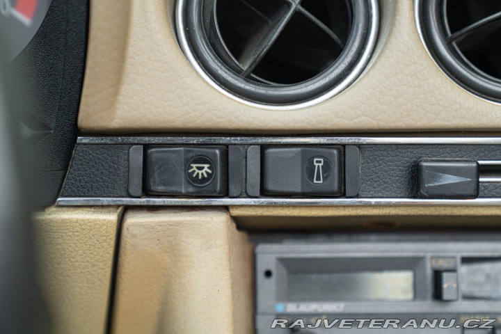 Mercedes-Benz 450 SL 1977