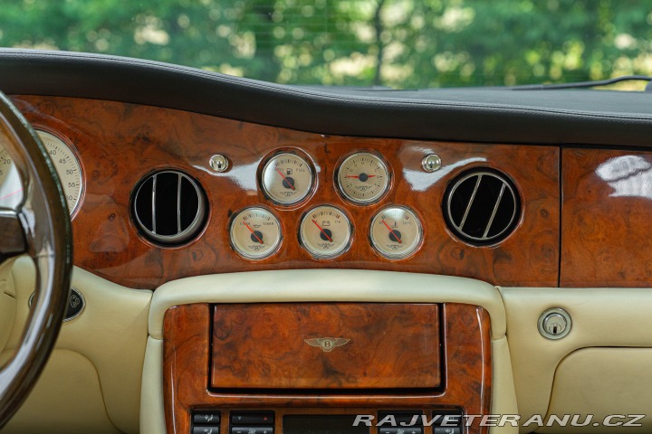Bentley Arnage  1999