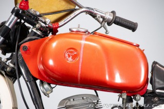 Ostatní značky Ostatní modely Gilera 124 5V REGOLARITA COMPETIZIONE 1972