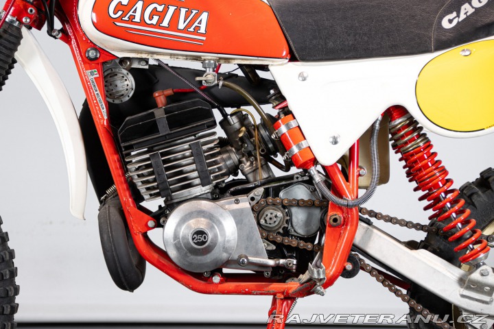 Ostatní značky Ostatní modely Cagiva 250 RX 1980