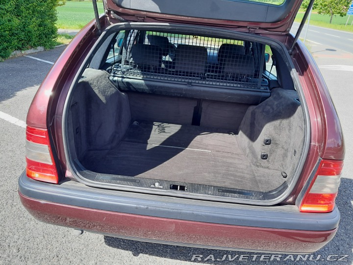 Mercedes-Benz C w202 220D 1996