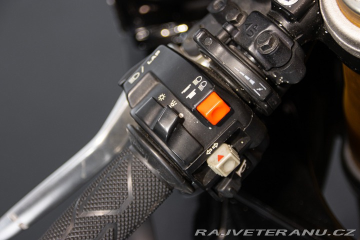 Ostatní značky Ostatní modely Aprilia RSV 1000 SP V60 1999
