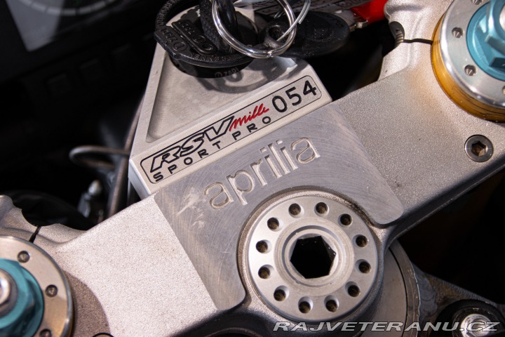 Ostatní značky Ostatní modely Aprilia RSV 1000 SP V60 1999