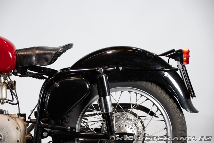 Ostatní značky Ostatní modely Gilera SATURNO 500 1963