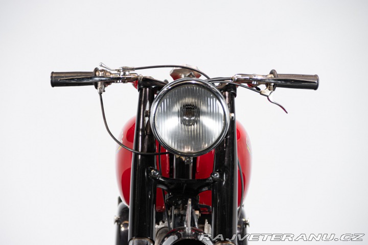 Ostatní značky Ostatní modely Gilera SATURNO 500 1963